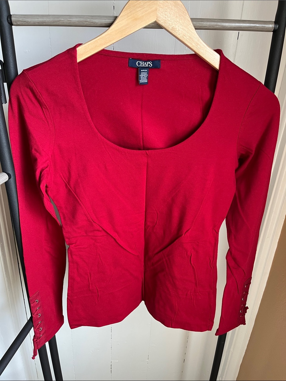 Chaps Women's Crimson Scoop Neck Long Sleeve Top